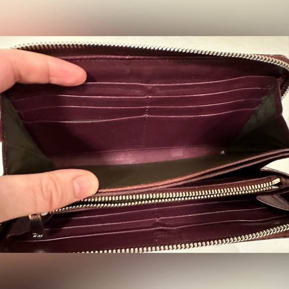 Dior 2009 Bordeaux Patent Leather Trotter Long Zip Wallet Zippy AUTH - Picture 4 of 16